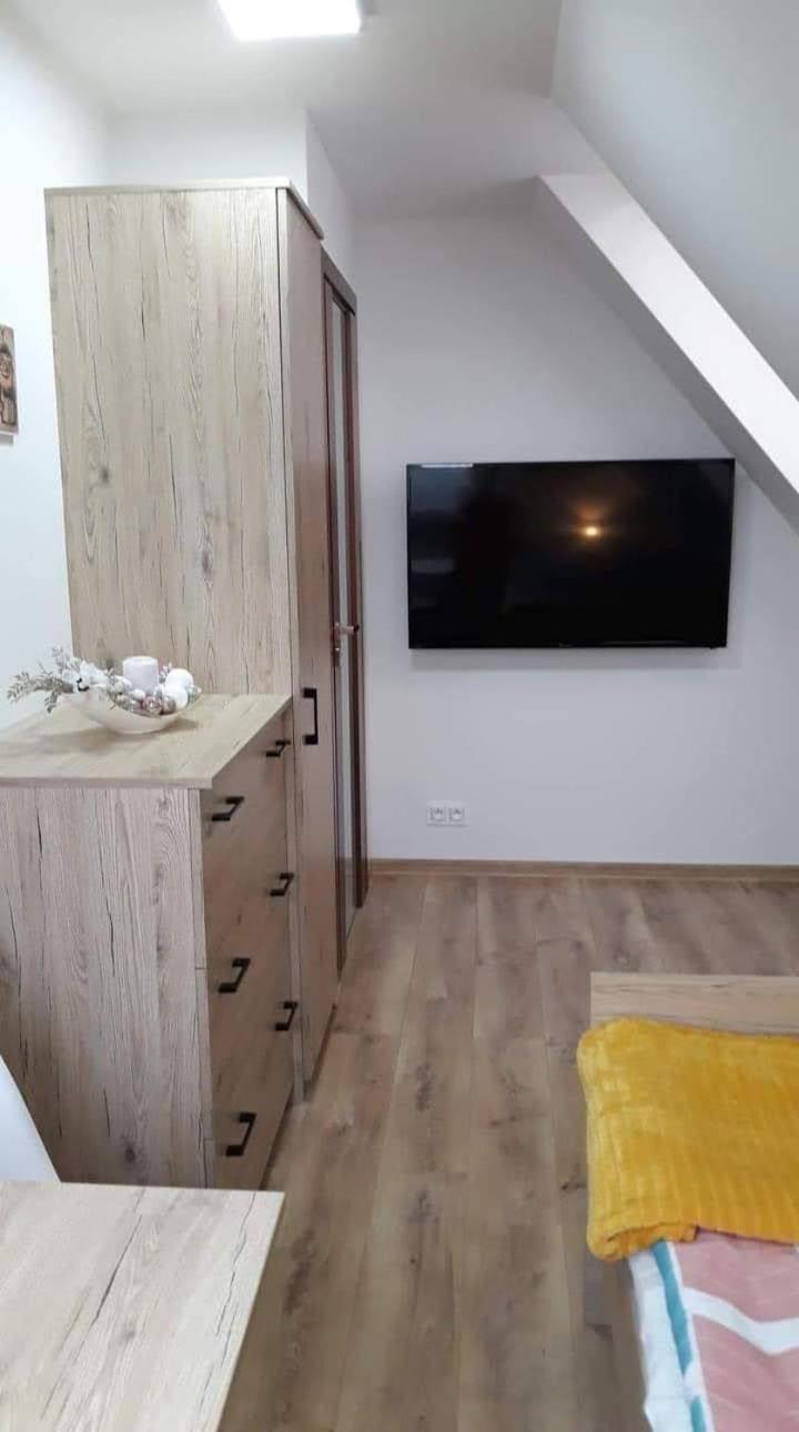 Lesny Zakatek- Domek Lipa Parchowo Exterior foto