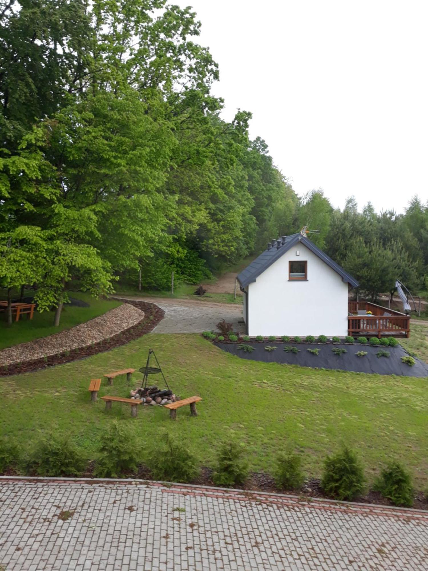 Lesny Zakatek- Domek Lipa Parchowo Exterior foto